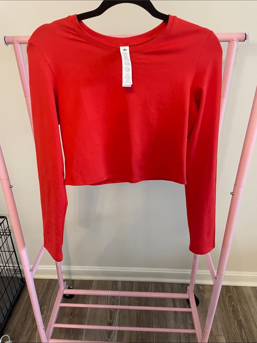 ALO Yoga Red Long Sleeve Crop Top - Crew Neck Never Worn